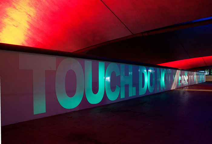 Touch. (taken by Jürgen Brinkmann)